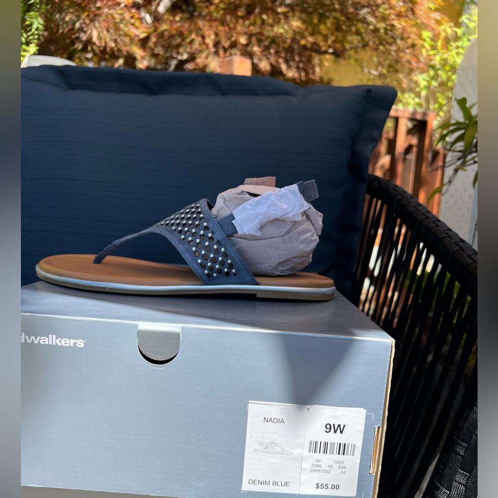 Cloudwalkers sandals
